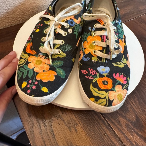 Keds x Rifle Paper Co. Champion sneakers in a black floral print size 6.5 womens - Picture 3 of 6